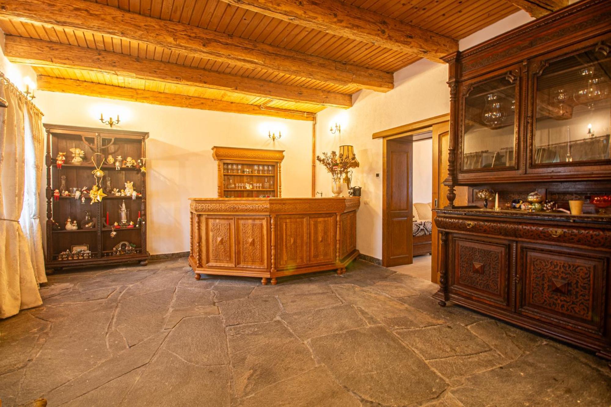 Runca-N Rai Hotel Cristian  Bagian luar foto