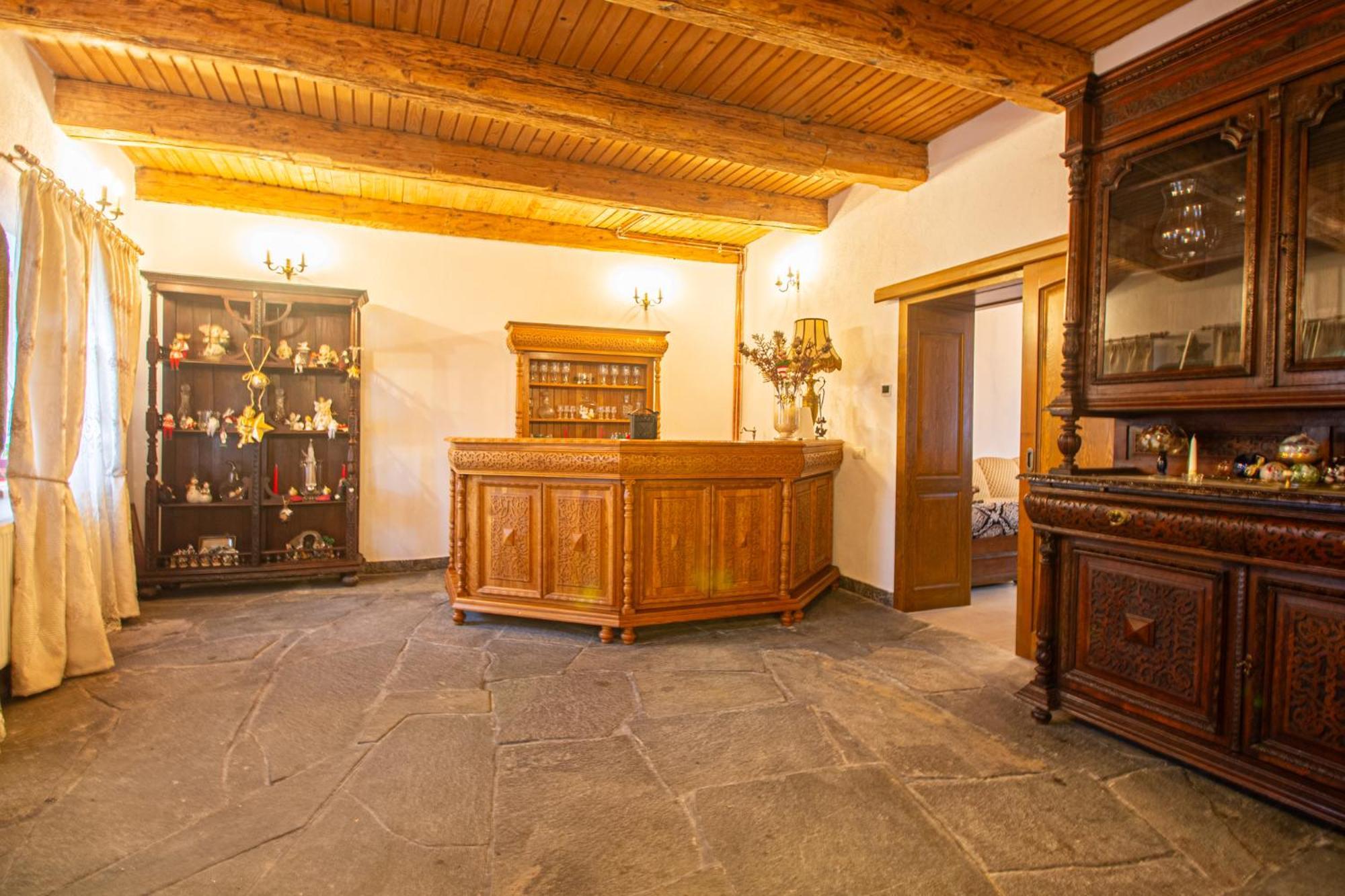 Runca-N Rai Hotel Cristian  Bagian luar foto