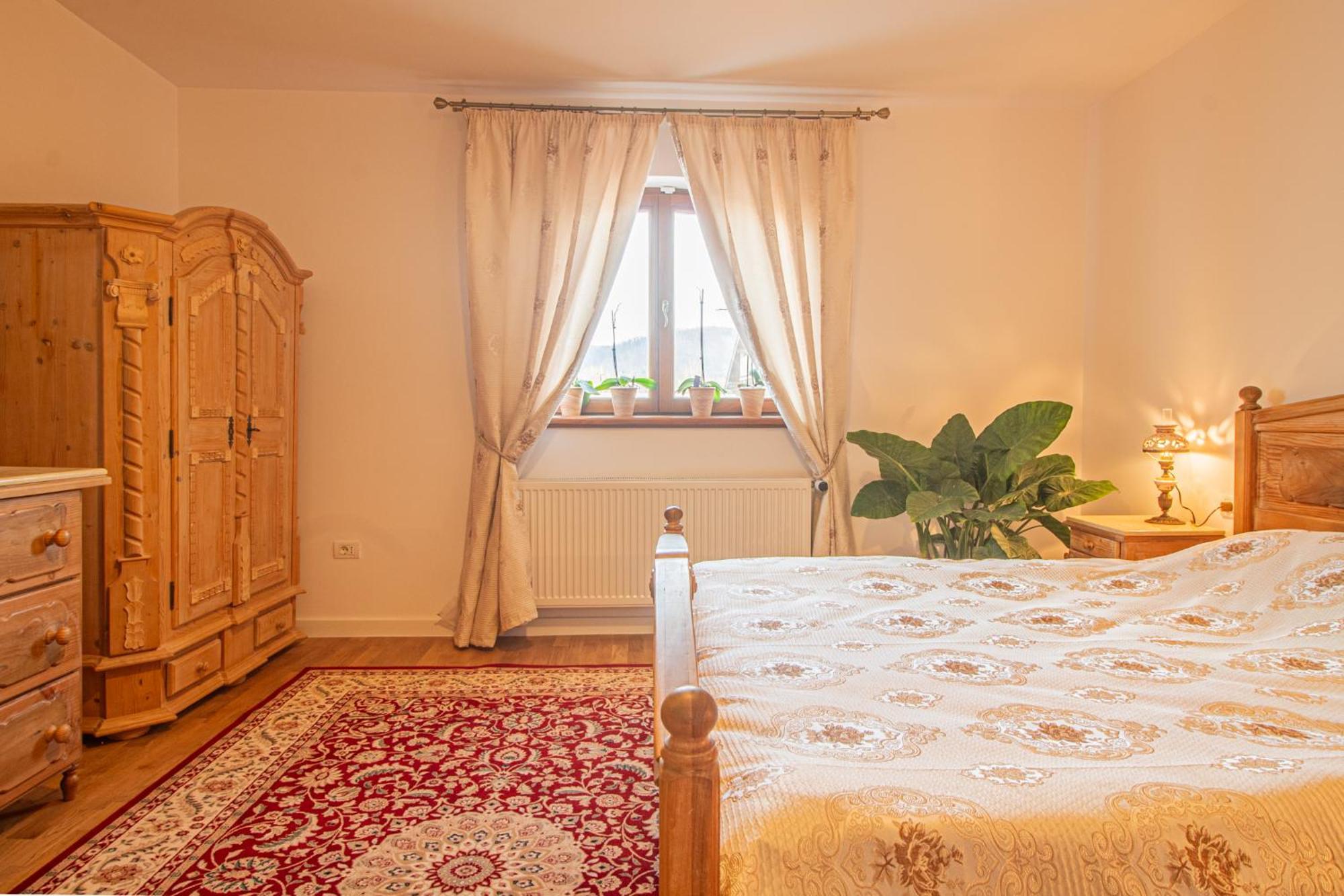 Runca-N Rai Hotel Cristian  Bagian luar foto