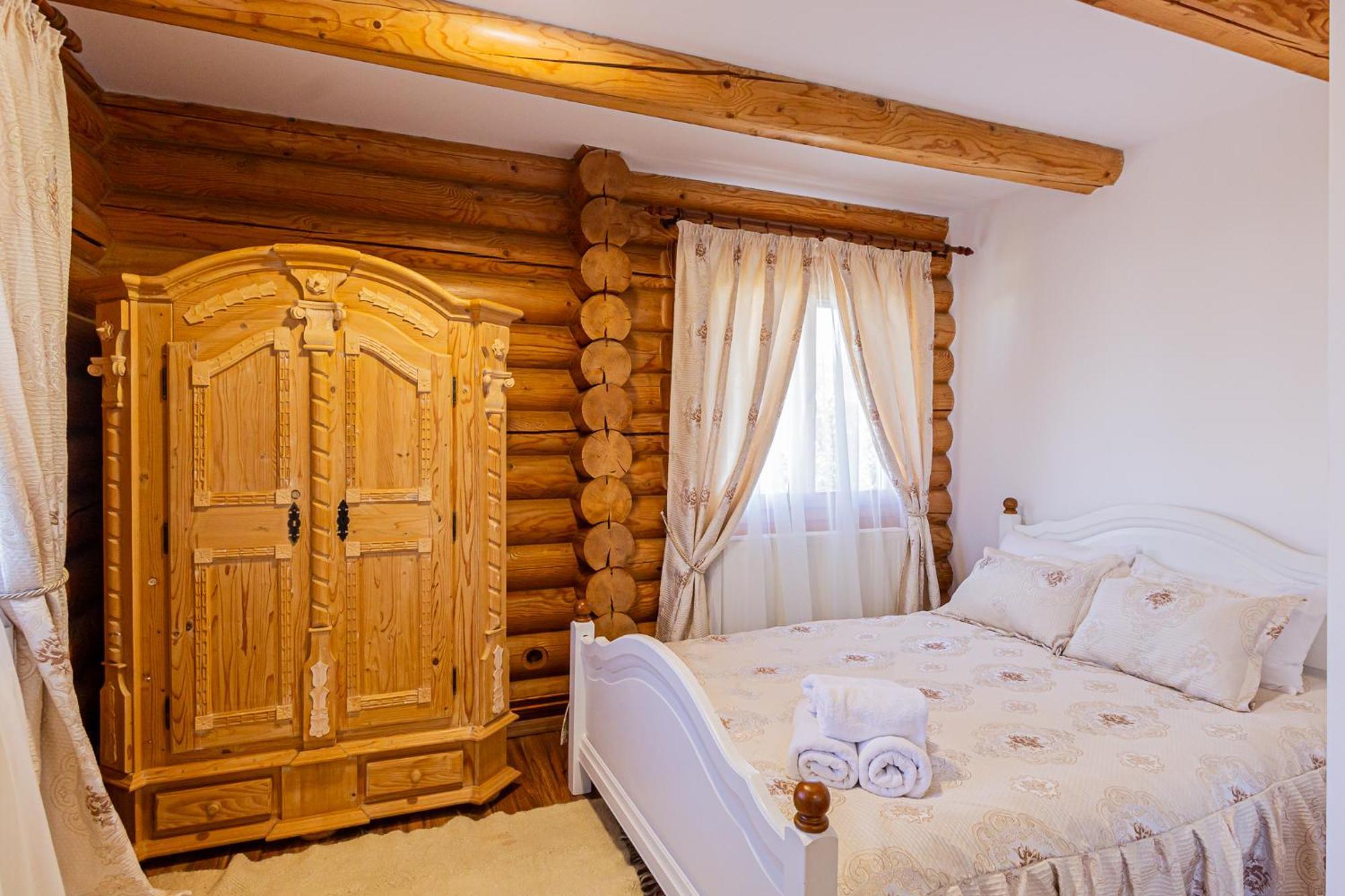 Runca-N Rai Hotel Cristian  Bagian luar foto