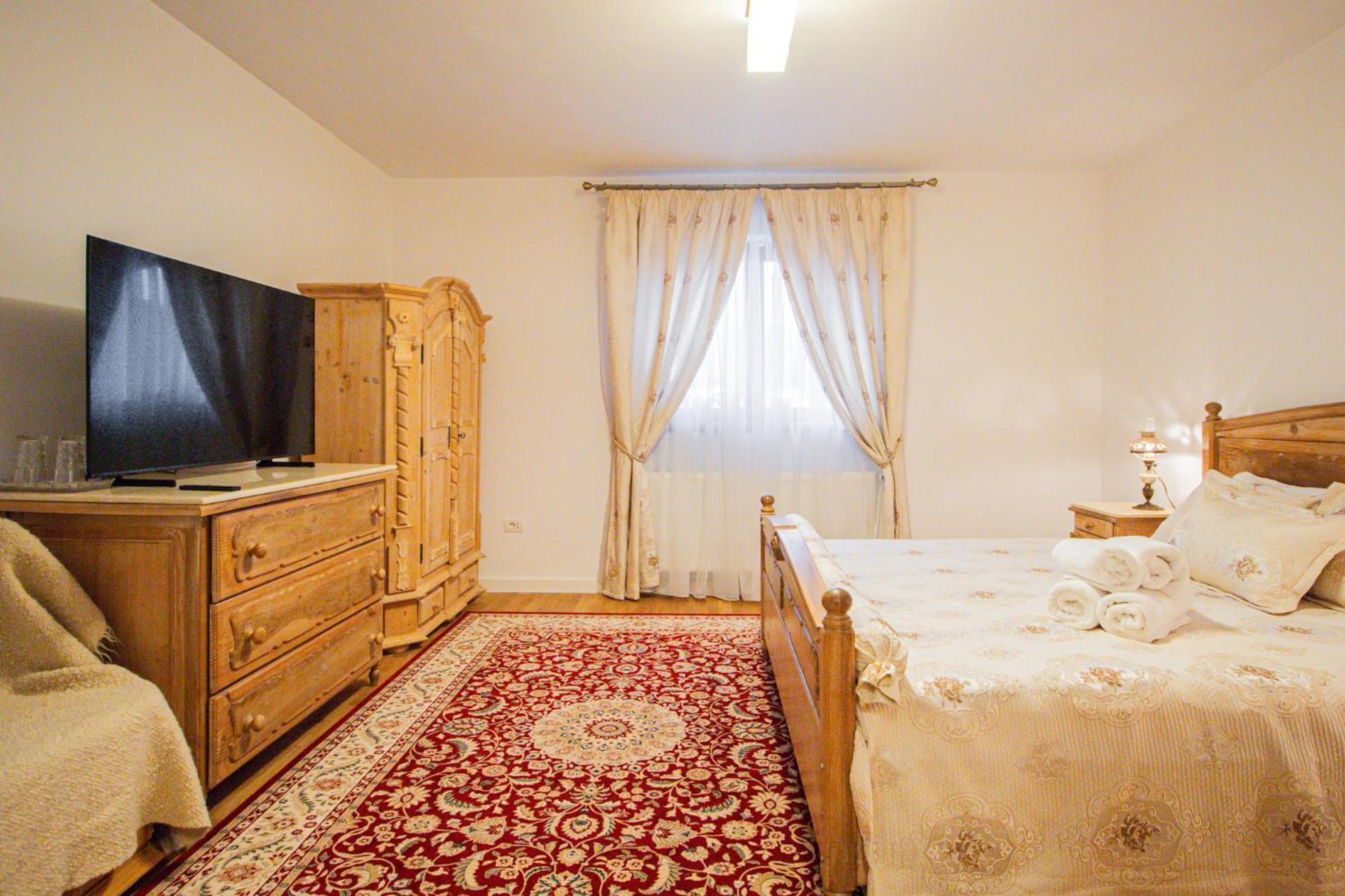 Runca-N Rai Hotel Cristian  Bagian luar foto