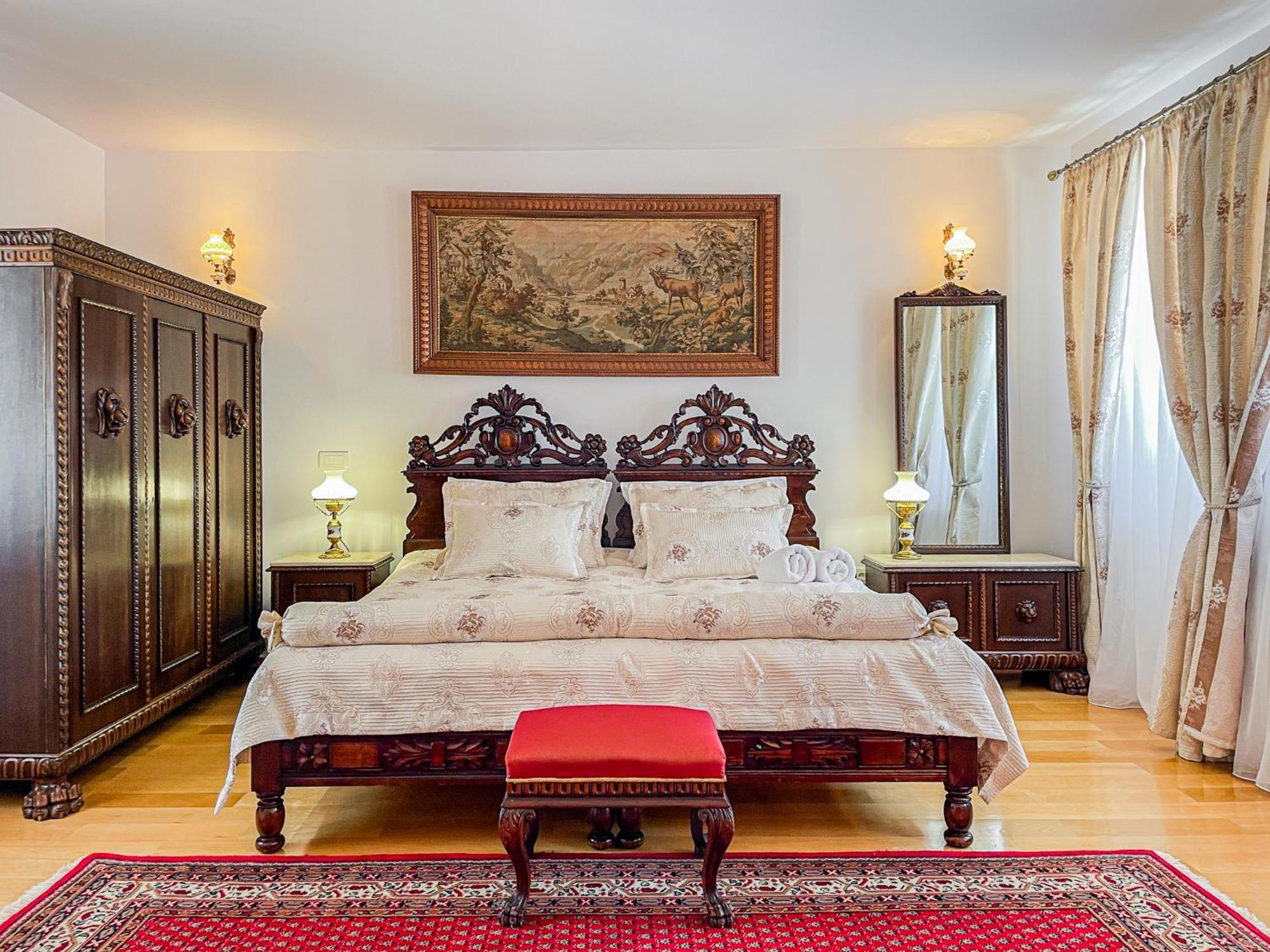 Runca-N Rai Hotel Cristian  Bagian luar foto